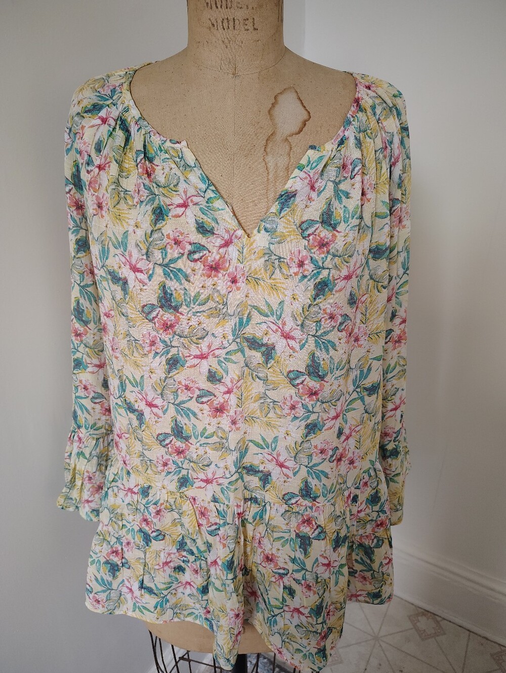 Counterparts Floral V-Neck Peasant Top in Cream, Pink & Green